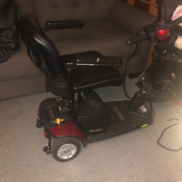 Like new and minty conditions - Picture 2 of 3